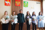 В нашем округе наградили сотрудников и ветеранов муниципальной службы