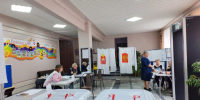 Продолжается голосование на избирательном участке №898 - Уфалейский Рабочий