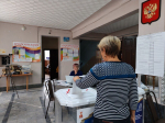Продолжается голосование на избирательном участке №898