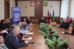 Нужно ли муниципальным служащим отчитываться о доходах?